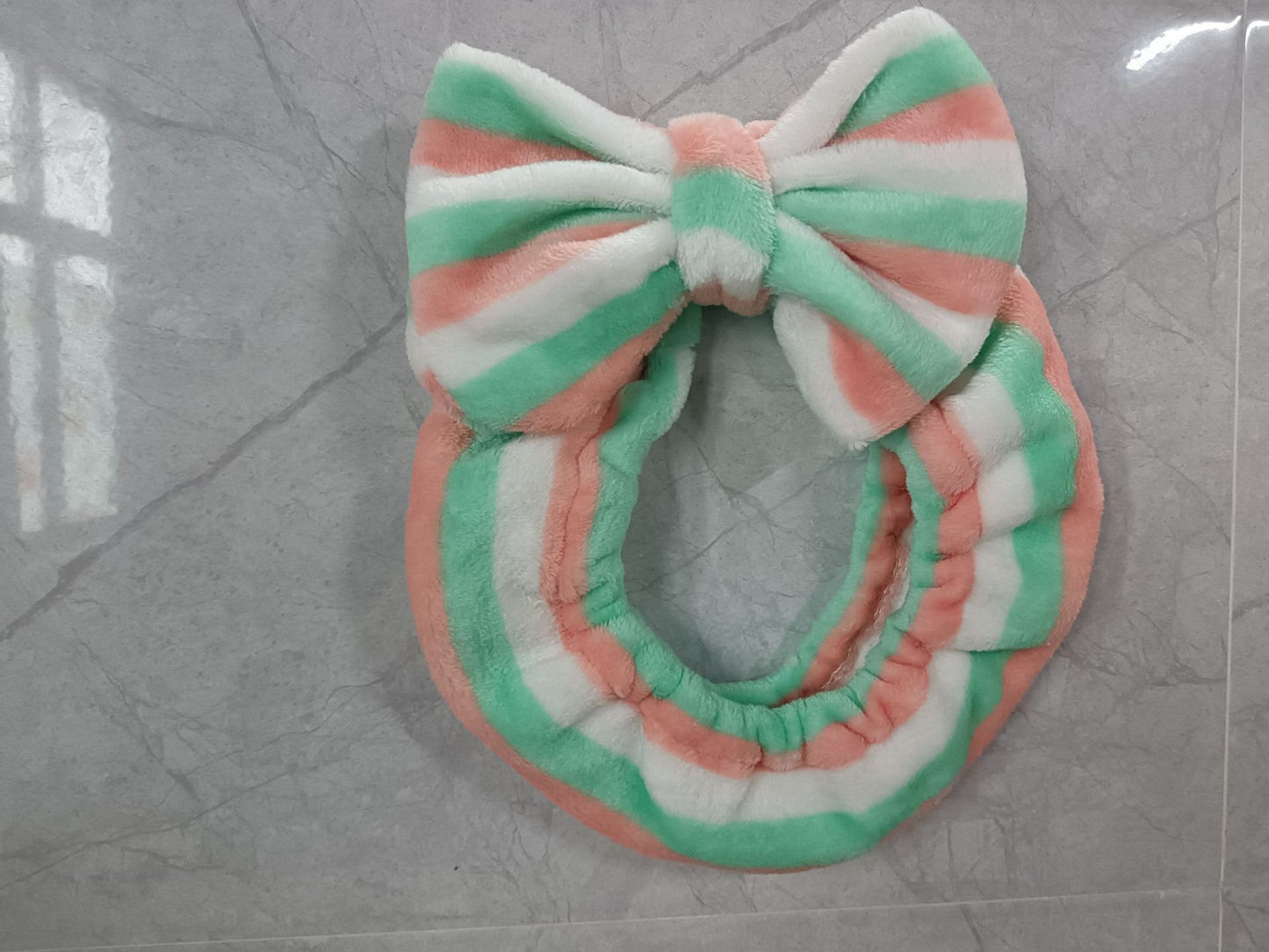 Hair Band Flannel Bow Hair Band Online Influencer Cute Girl Heart Makeup Hair Fixer Bags Apply A Facial Mask Face Washing